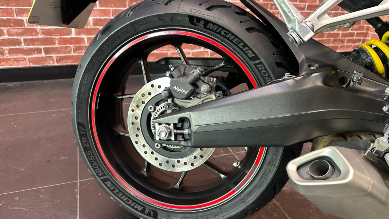 Honda CBR650R